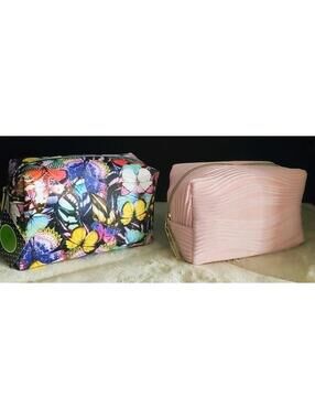 Kelly & Katie Floral Pattern Makeup Bag & Lancome Solid Pink Makeup w/ Gold Zip